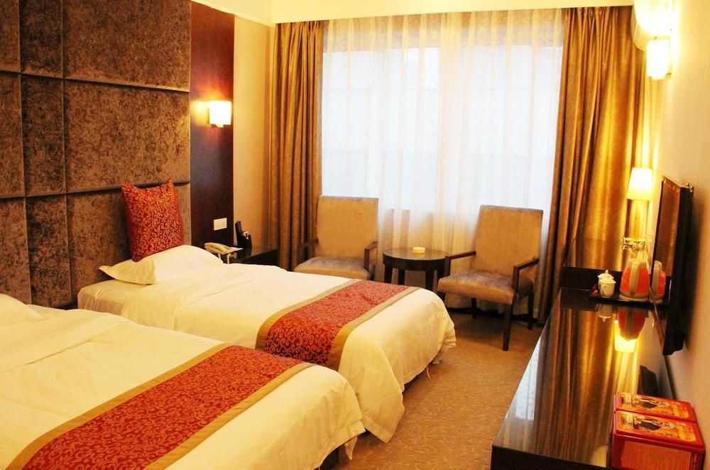Chengdu Ronghome Hotel Экстерьер фото